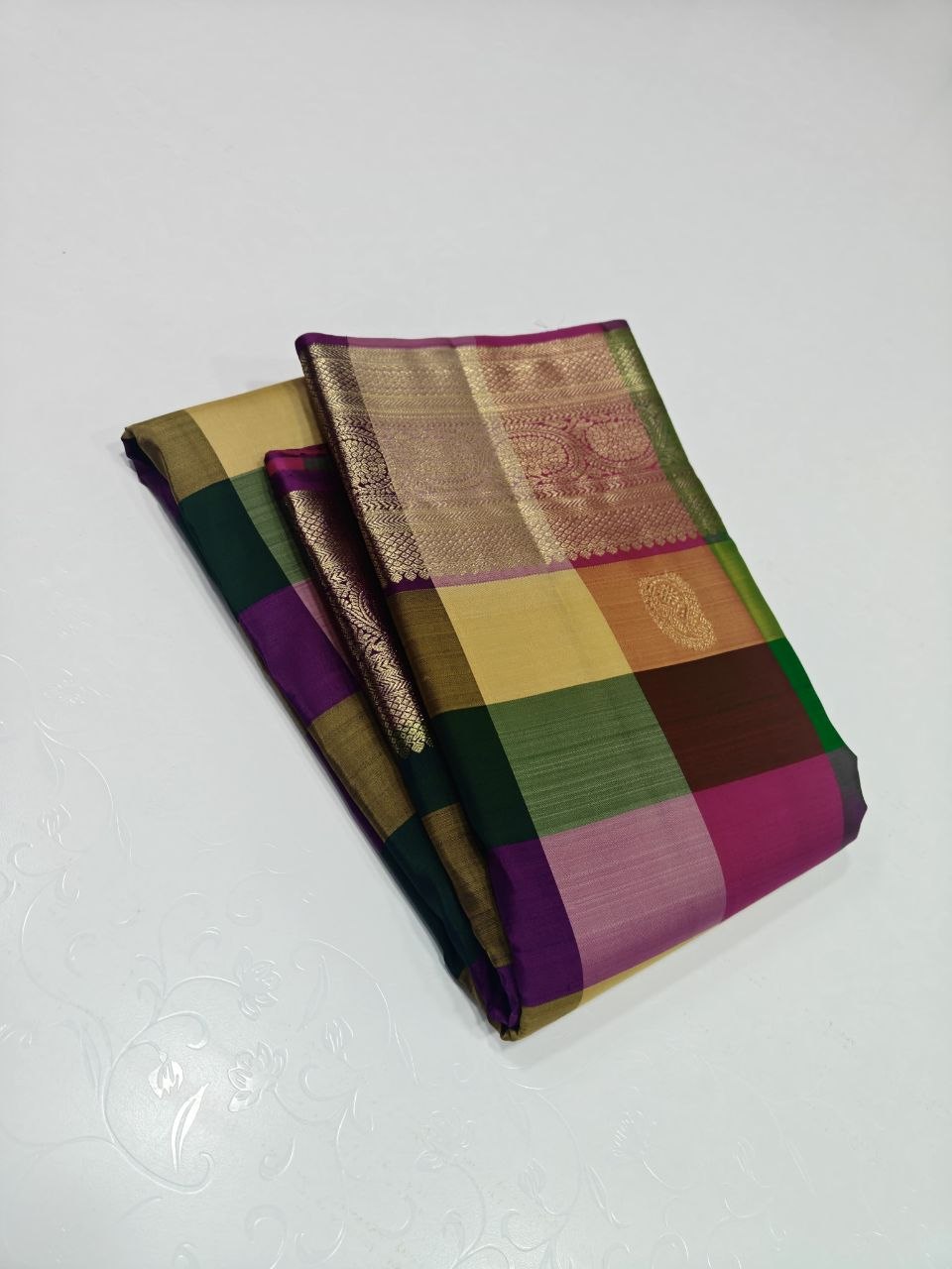 Handwoven Pure Kanchipuram Silk Saree - Multicolour